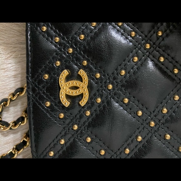 Limited ed chanel studded woc - Picture 6 of 8